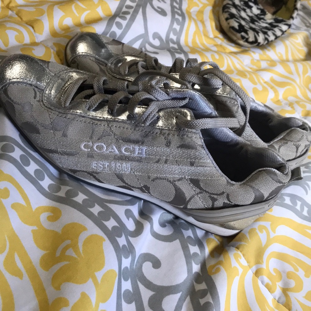coach shoes worn once